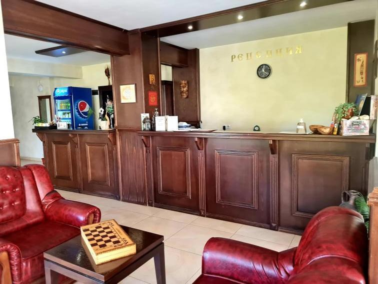 Family Hotel Bela Трявна Екстер'єр фото