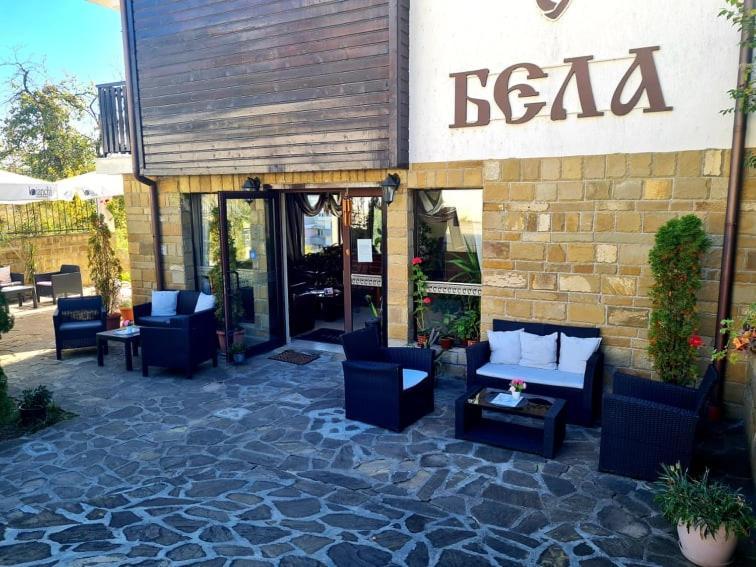 Family Hotel Bela Трявна Екстер'єр фото