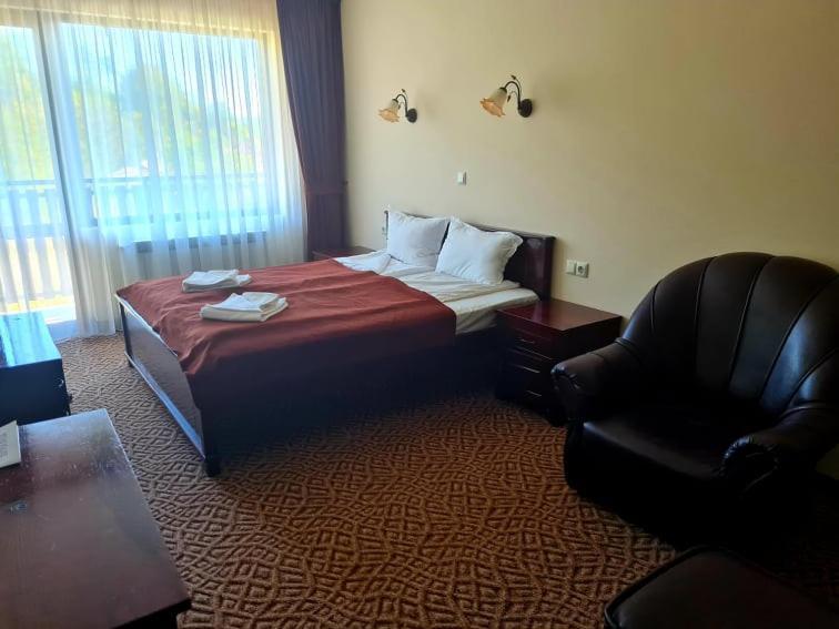 Family Hotel Bela Трявна Екстер'єр фото